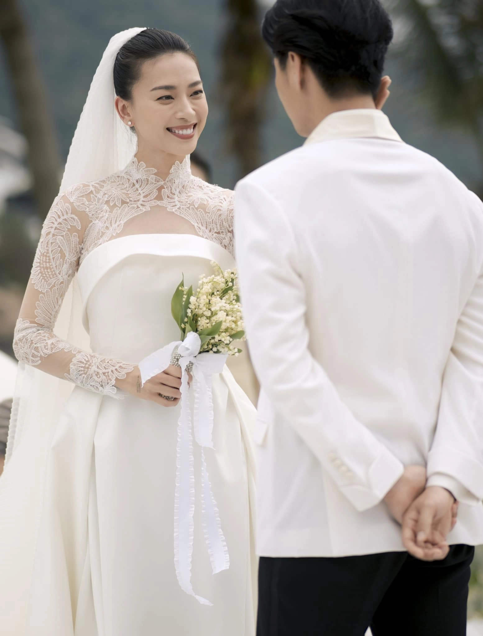 4 sao Việt chốt đơn sau khi bắt hoa cưới: Đỗ Mỹ Linh và Ngô Thanh Vân được trao lại, 1 mỹ nhân vừa nhập hội - Ảnh 5.