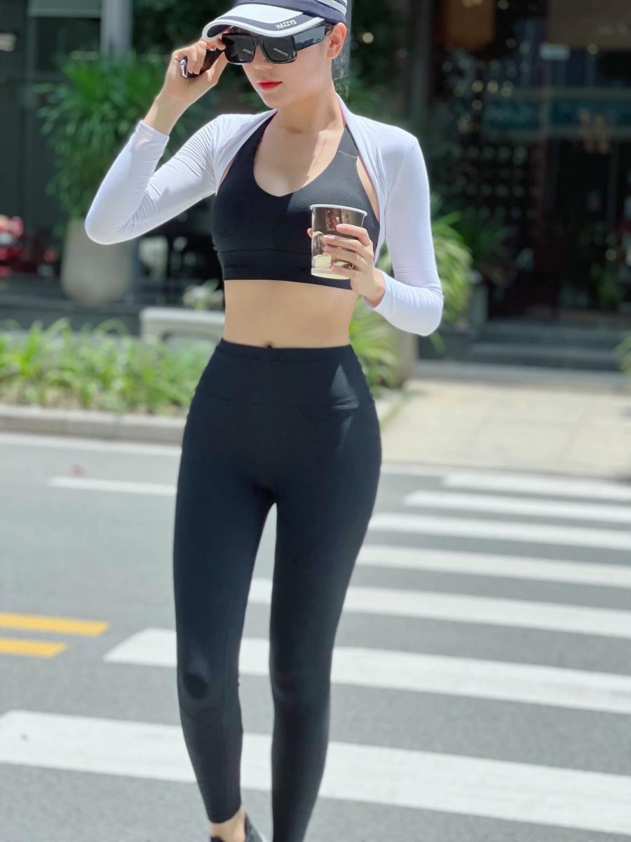 Người đẹp dạy yoga hot ở Vũng Tàu: Body chuẩn, mặc đồ tập xuống phố cực hút - 2
