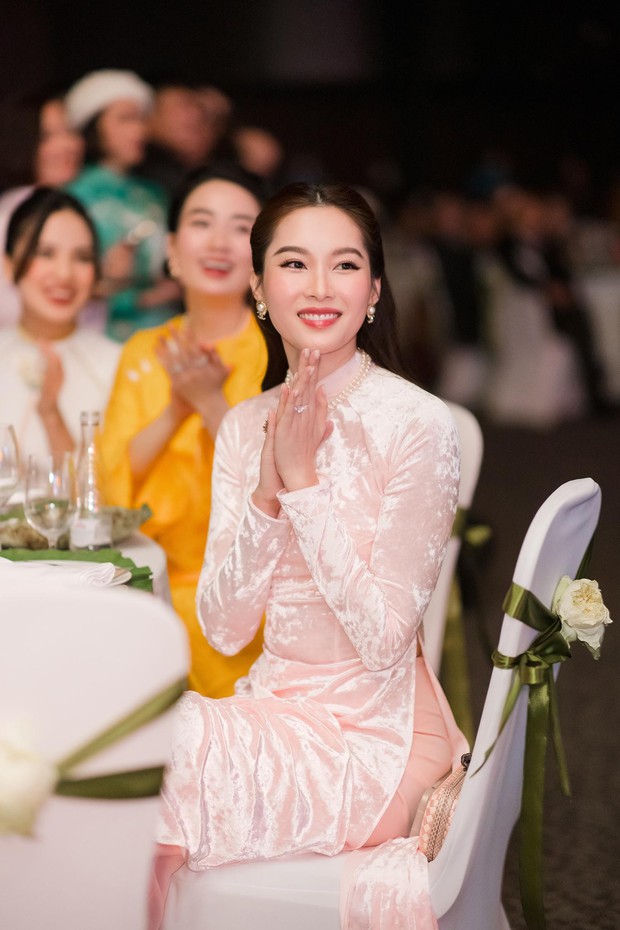 6 Hoa hậu Việt Nam ở lễ cưới Ngọc Hân - Ảnh 5.