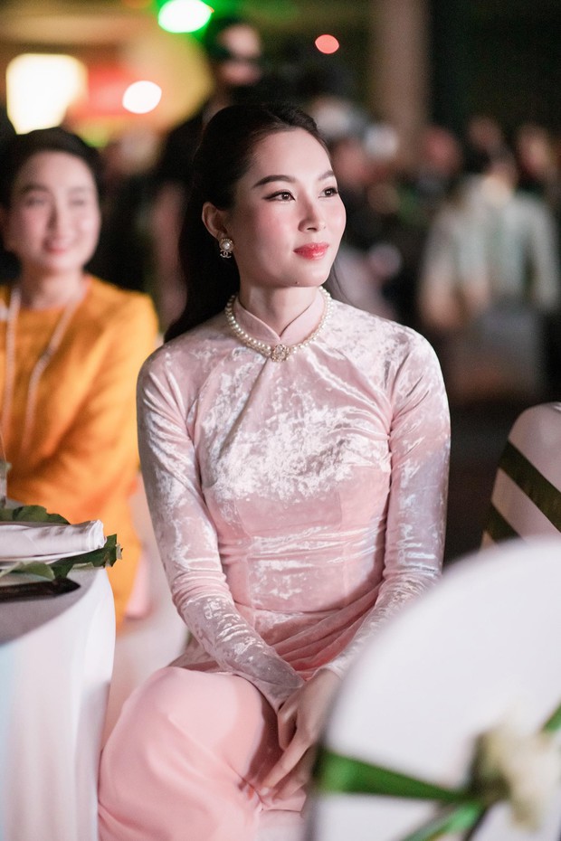 6 Hoa hậu Việt Nam ở lễ cưới Ngọc Hân - Ảnh 4.