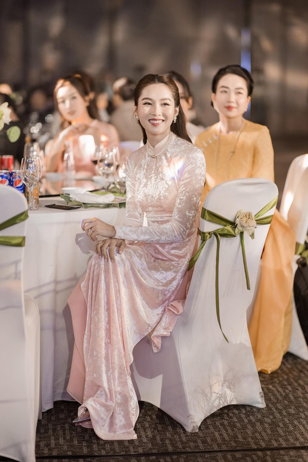 6 Hoa hậu Việt Nam ở lễ cưới Ngọc Hân - Ảnh 26.