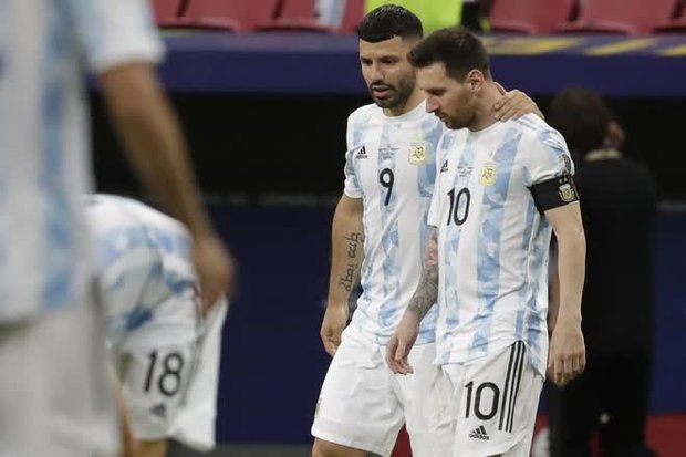 Tình bạn đáng ngưỡng mộ của Messi và Aguero: Gặp gỡ từ thời niên thiếu, cùng trải qua bi kịch và vinh quang sau gần hai thập kỷ sánh vai - Ảnh 4.