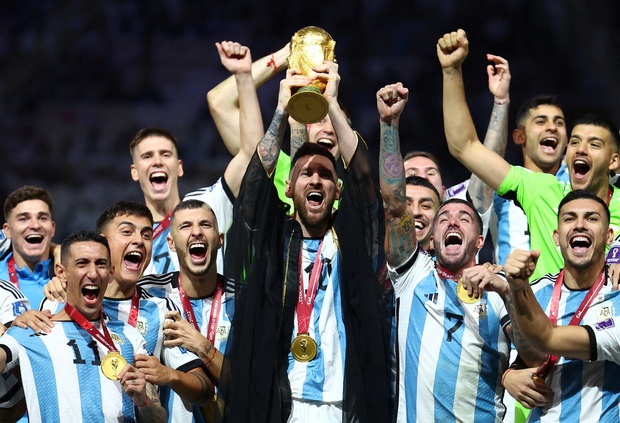 David Beckham gọi Messi là nhà vua, siêu sao Avatar và dàn sao thế giới vỡ oà chúc mừng Argentina vô địch World Cup - Ảnh 3.